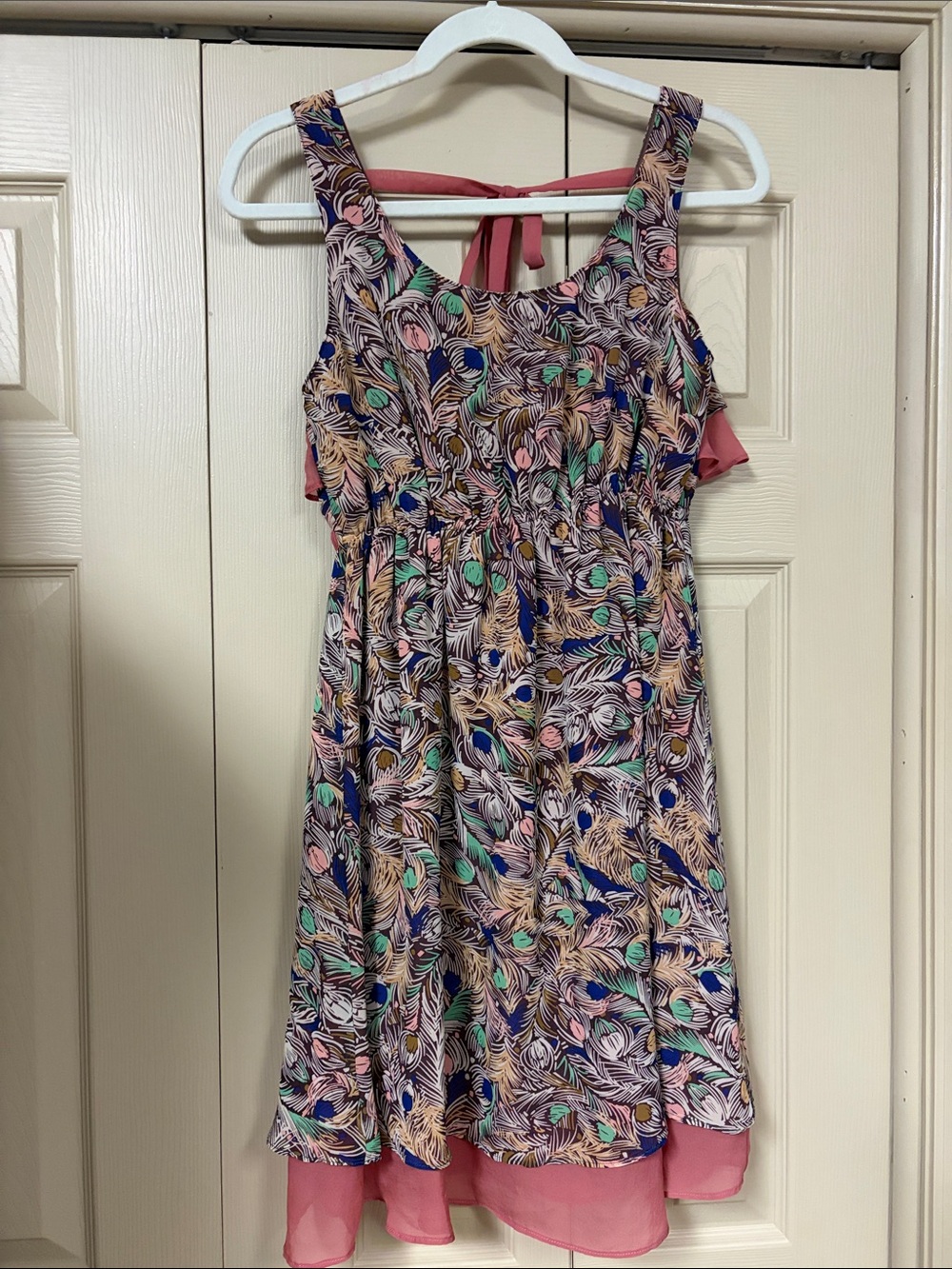 Judith March Pink Layered Midi Dress with Multicolor Feather Print